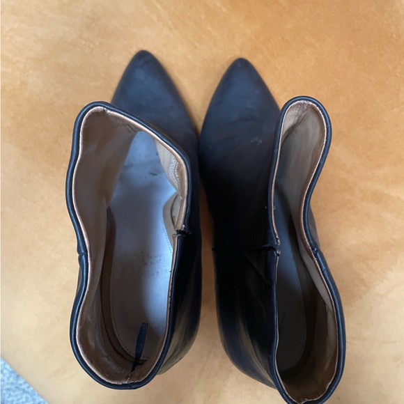 H&M Leather boot with Lucite heel Size 9 - Picture 2 of 10